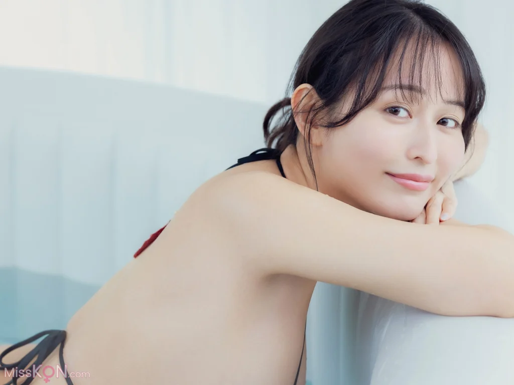 [JP] 天野ちよ: FRIDAYデジタル写真集 あふれて、とろける vol.3 120ページ超豪華版 (150 photos)