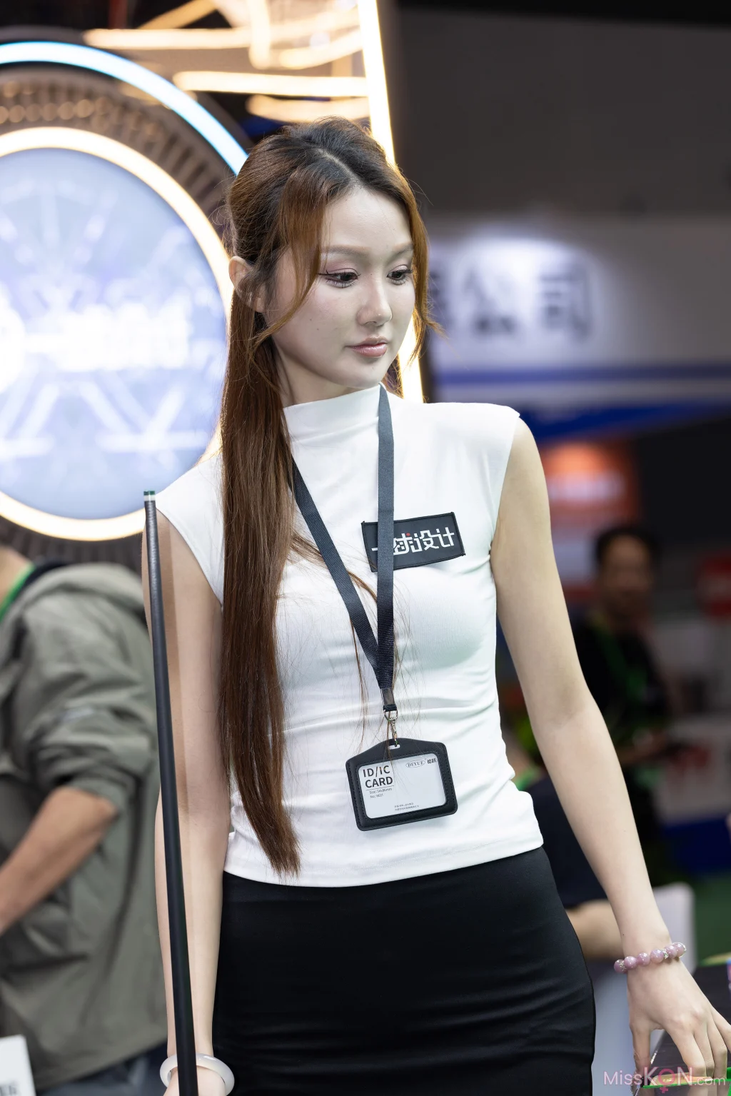 [精选街拍作品] No.5591 – 5600 (1175 photos) – Page 4