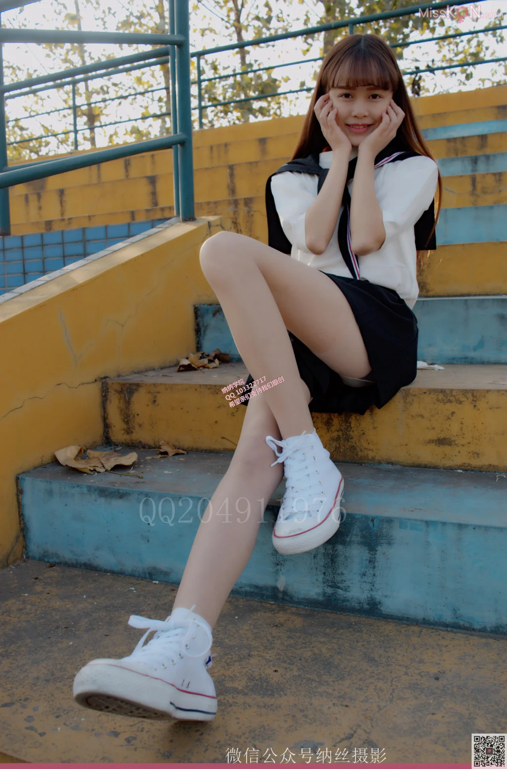 [NS纳丝摄影] No.030: 霜儿 JK户外肉丝美腿 (41 photos)