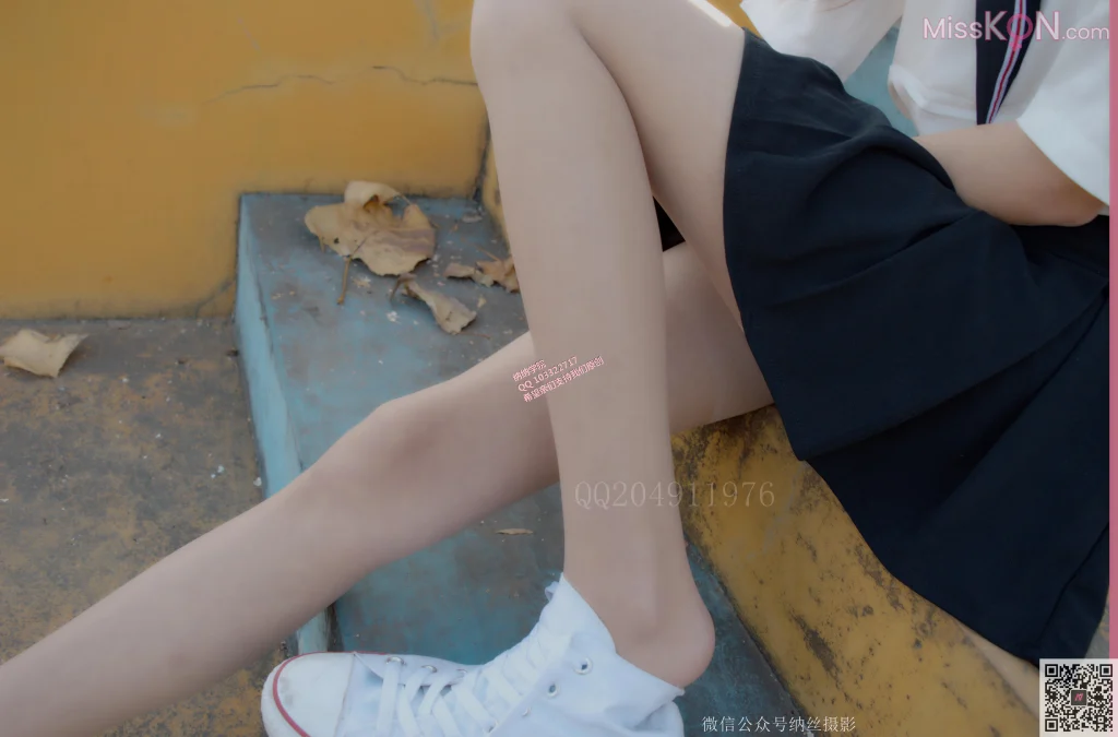 [NS纳丝摄影] No.030: 霜儿 JK户外肉丝美腿 (41 photos)