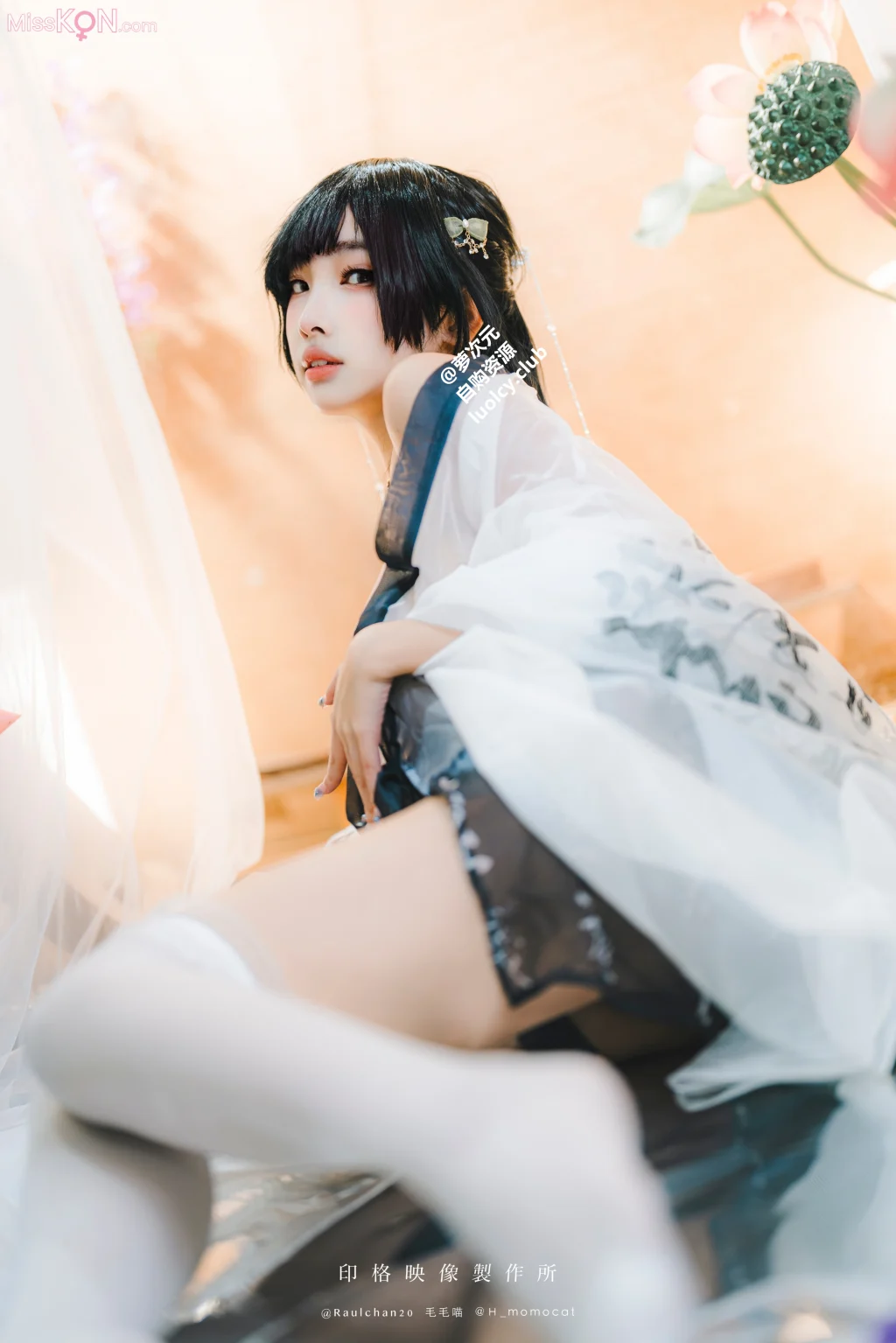 Coser@慕慕Momo: 古韻風華 (8K Ver.) (66 photos + 1 video)