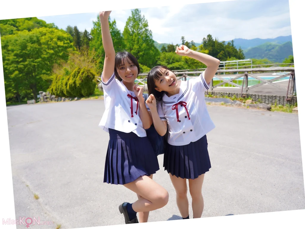 [JP] Kanon Urara (花音うらら) & Monami Suzu (もなみ鈴): In A World Of Beautiful, Pale Blue 美しい水縹の、世界で。 (70 photos)