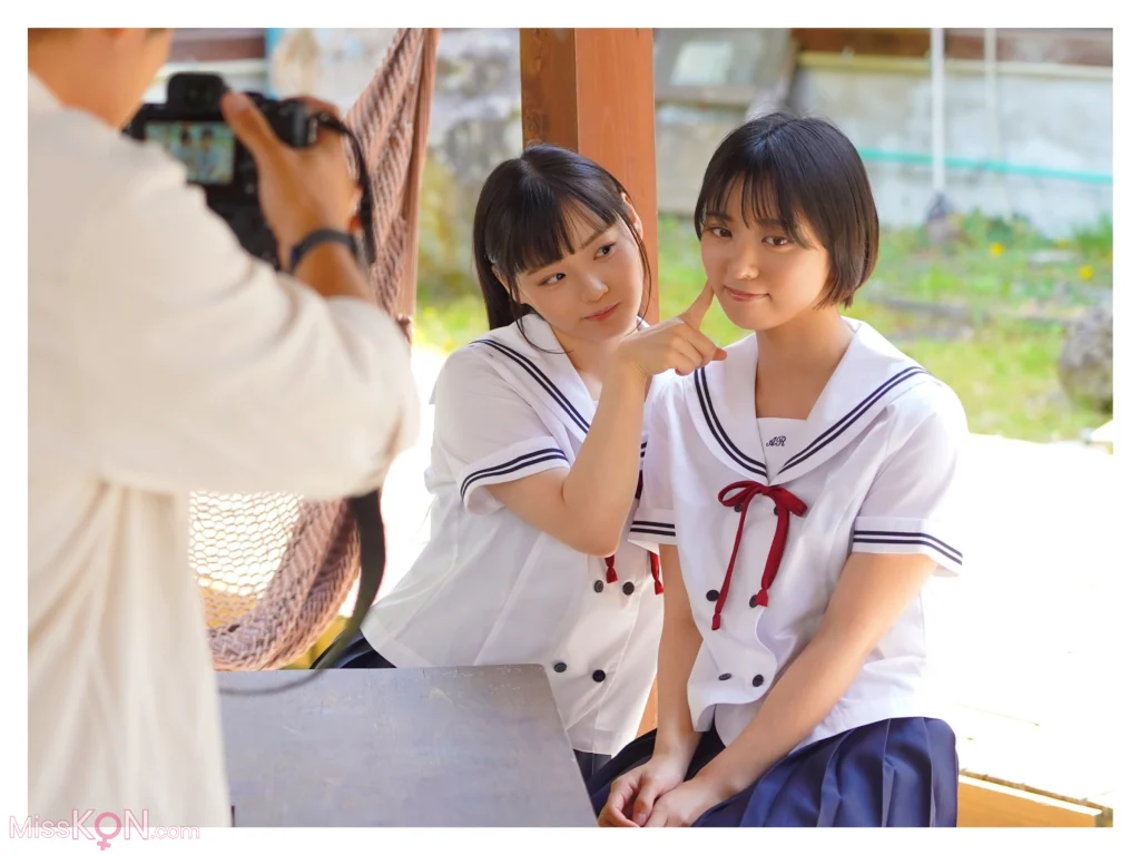 [JP] Kanon Urara (花音うらら) & Monami Suzu (もなみ鈴): In A World Of Beautiful, Pale Blue 美しい水縹の、世界で。 (70 photos)