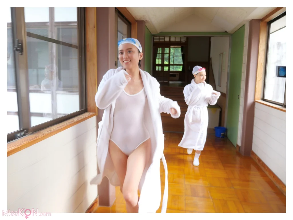[JP] Kanon Urara (花音うらら) & Monami Suzu (もなみ鈴): In A World Of Beautiful, Pale Blue 美しい水縹の、世界で。 (70 photos) – Page 3