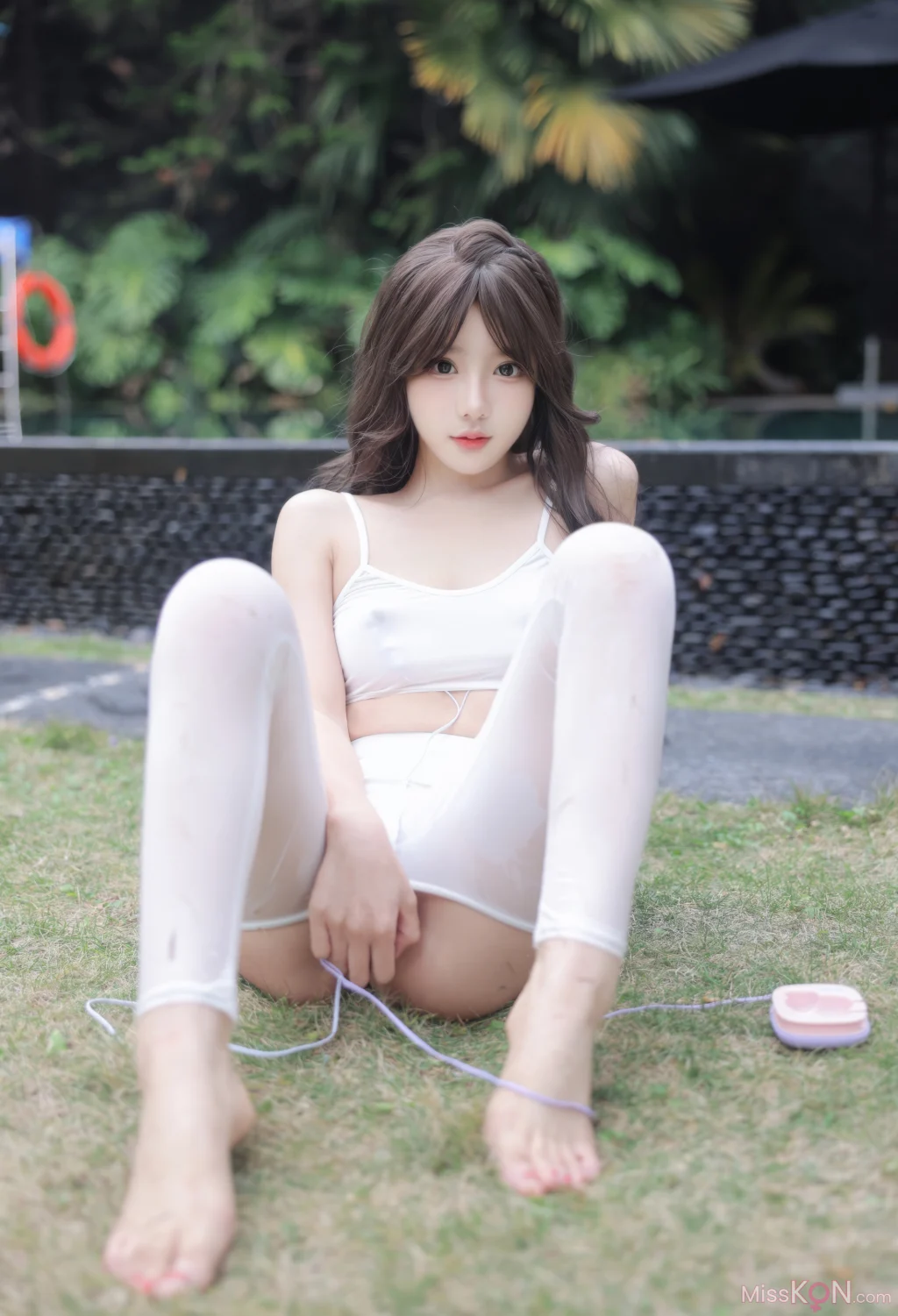 [内购无水印] 桃妖夭: 秀人网模特 户外 (80 photos) – Page 2