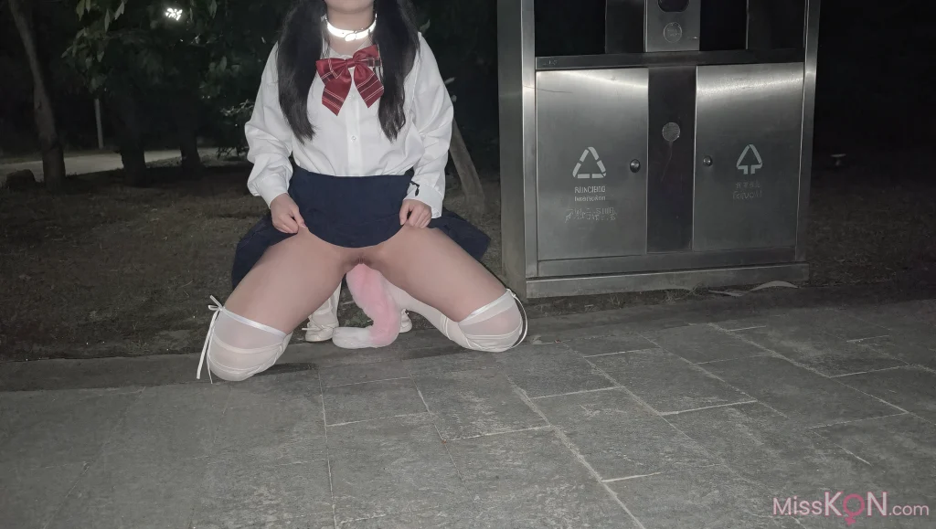 [OtherXXX] XiaoQQ的日记: 白虎萝莉户外露出调教 (37 photos + 58 videos) – Page 2