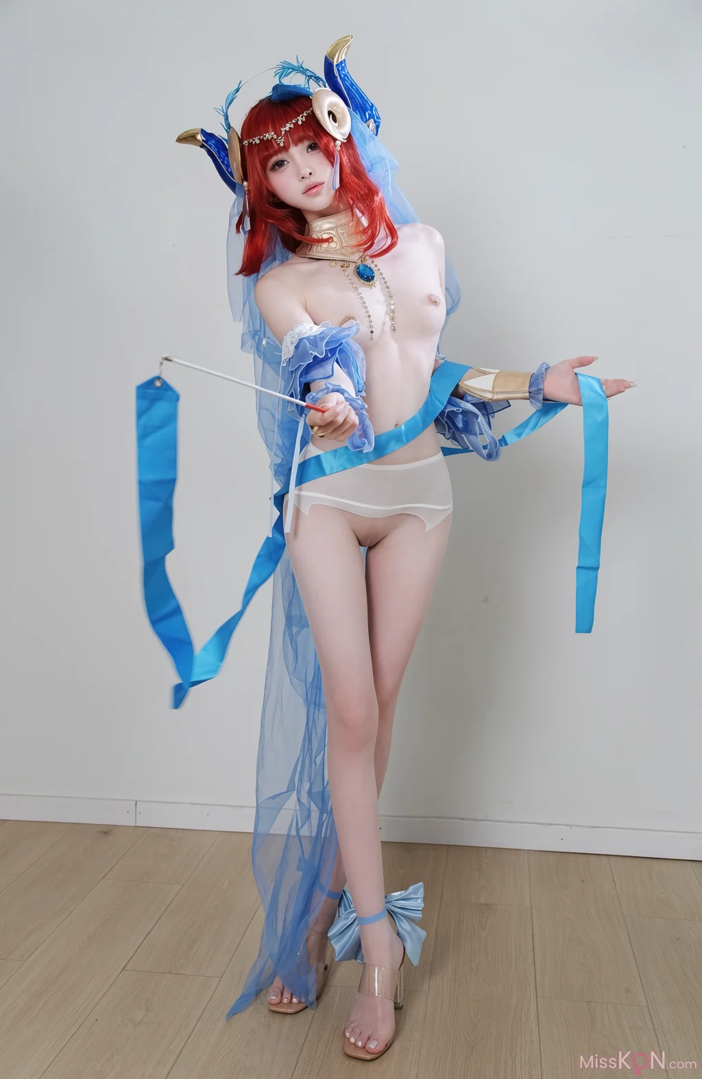 [OtherXXX] 饼饼大王: Cos原神妮露芭蕾舞 (22 photos + 4 videos)