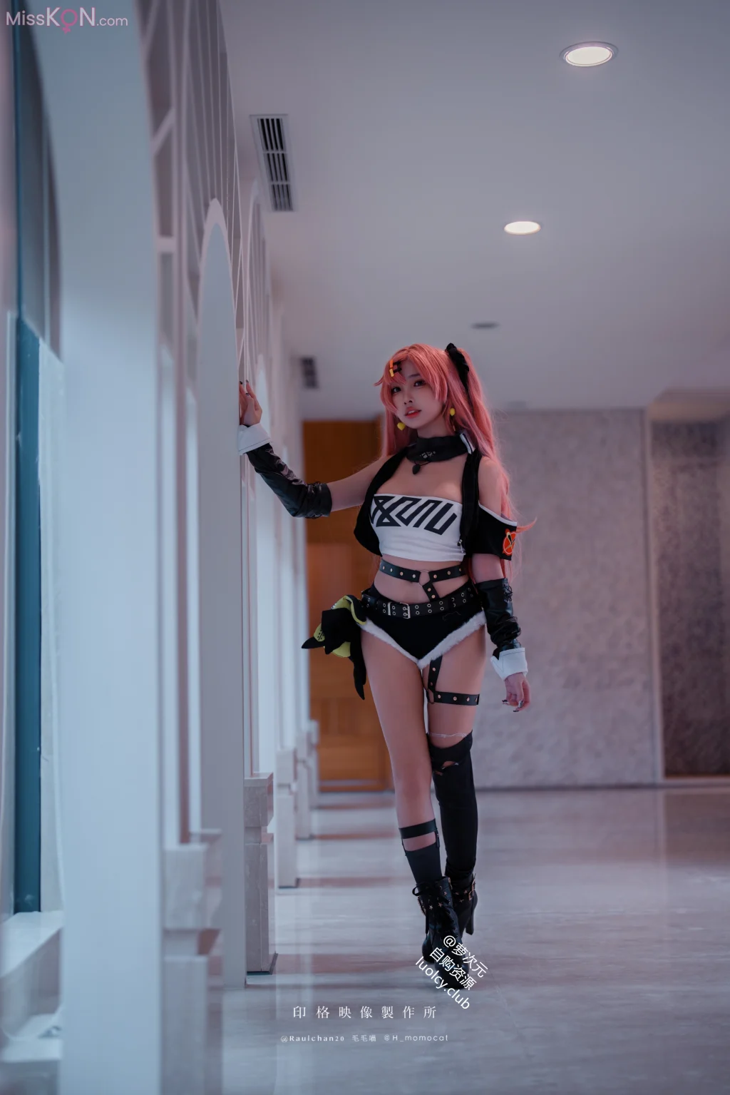 Coser@慕慕Momo: 妮可·德马拉 Nicole Demara (8K Ver.) (72 photos + 1 video)