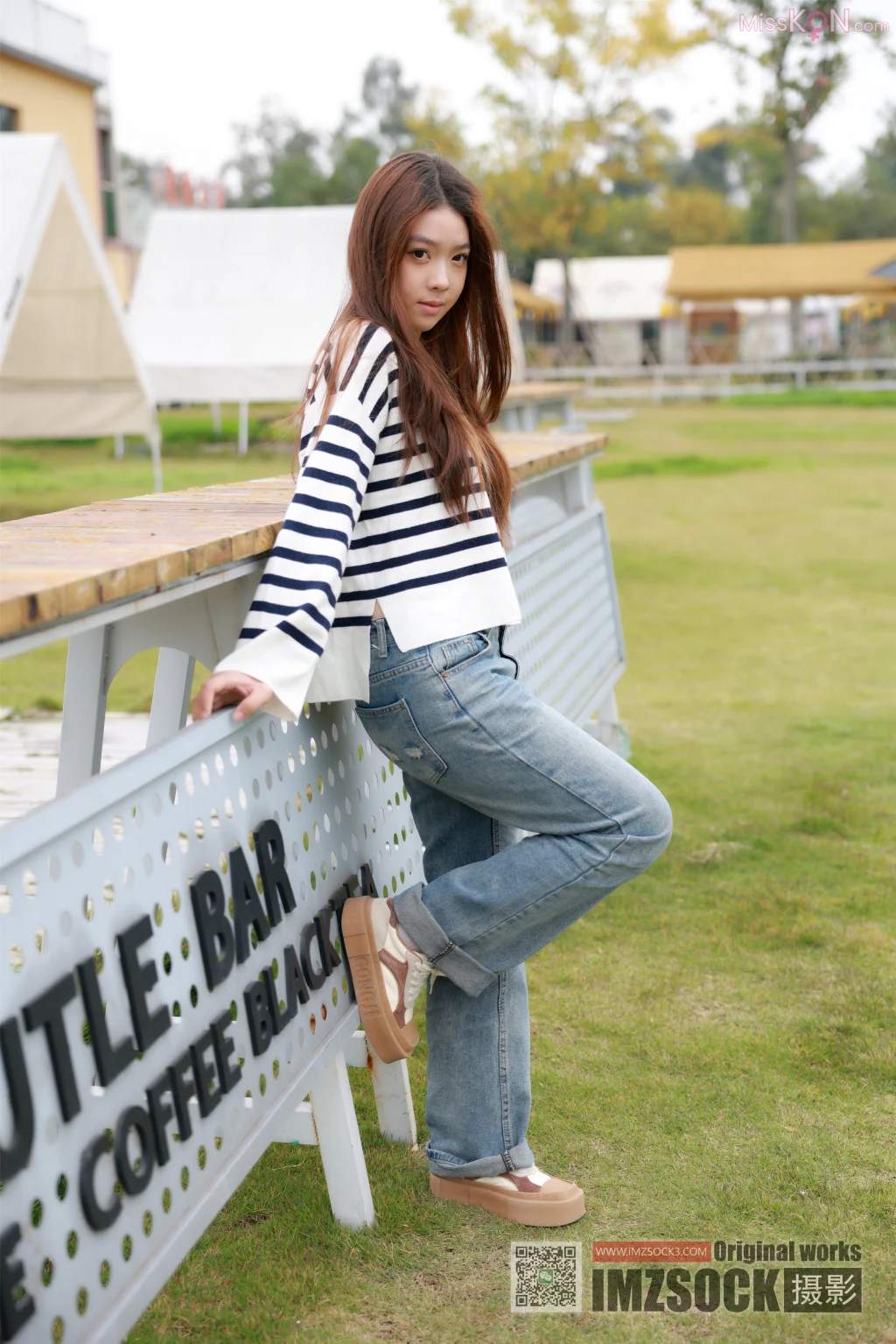 [MZSOCK爱美足] No.374: 雨萌 (123 photos + 1 video)