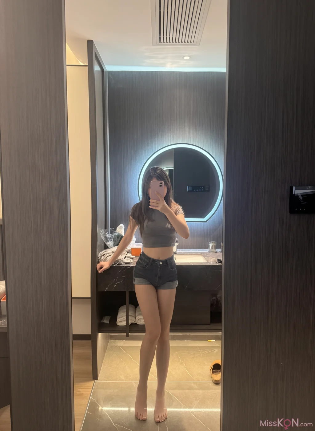 [OtherXXX] 芝士兔: 反差福利订阅 (103 photos + 3 videos)