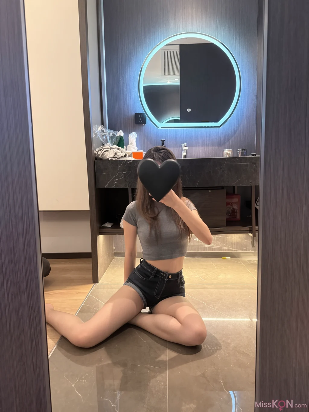 [OtherXXX] 芝士兔: 反差福利订阅 (103 photos + 3 videos)