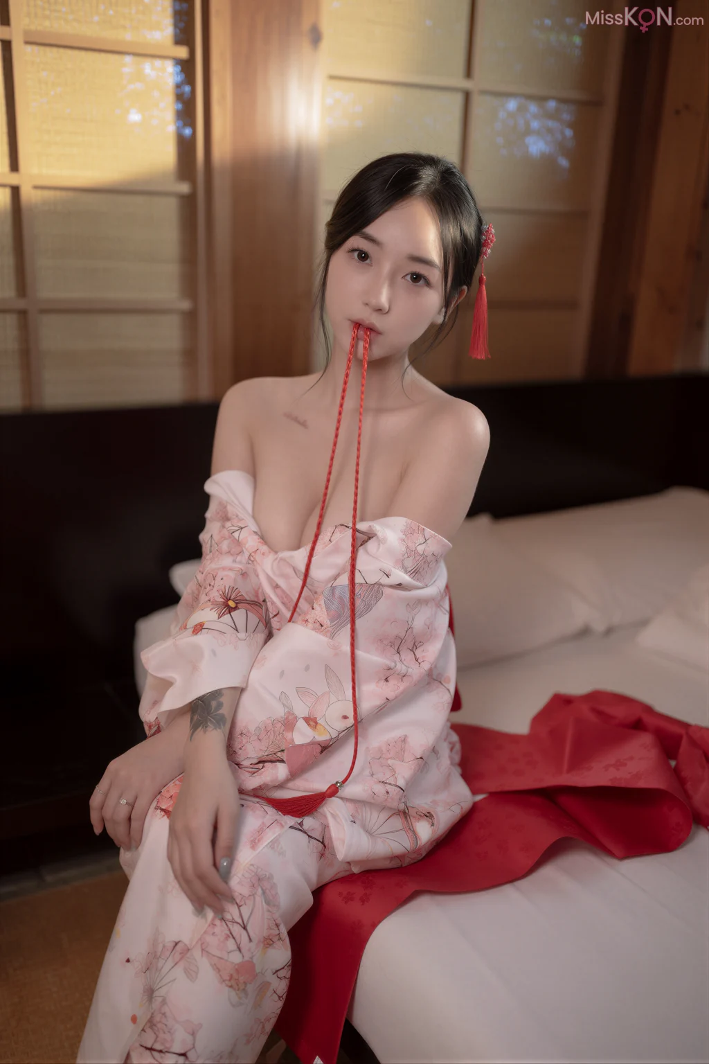 [AI Enhanced] Pure Media Vol.306: Jia (지아) Geisha Invitation (48 photos) – Page 2