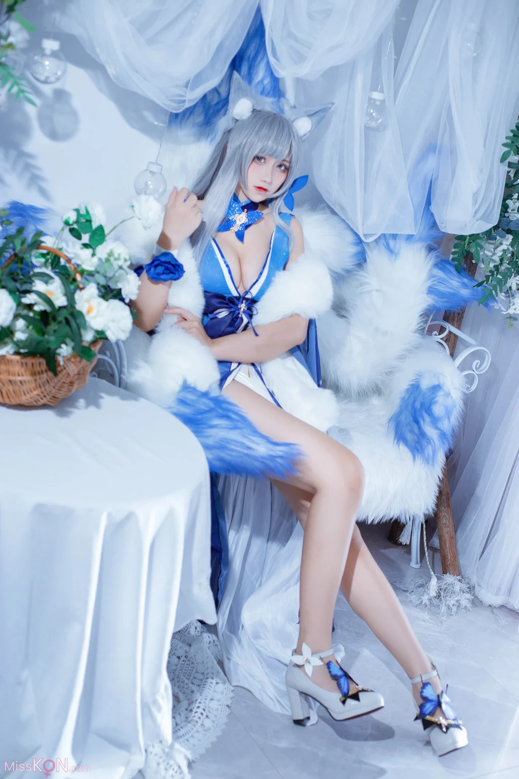 Coser@九曲Jean: 碧蓝航线 信浓礼服 (8 photos)