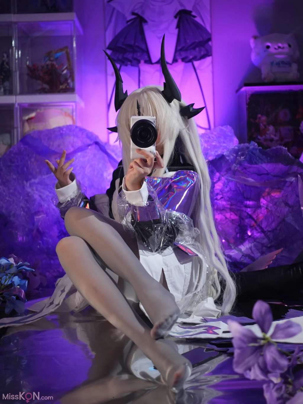 Coser@白栎Shirly: 死芒 (148 photos + 25 videos)