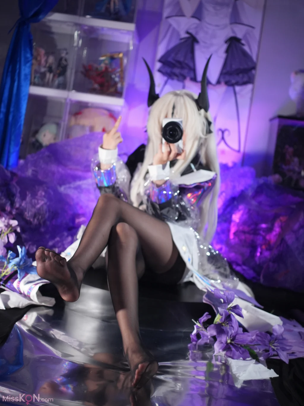 Coser@白栎Shirly: 死芒 (148 photos + 25 videos)