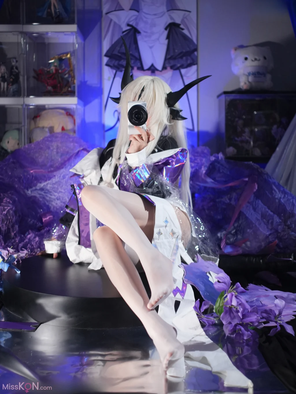 Coser@白栎Shirly: 死芒 (148 photos + 25 videos)