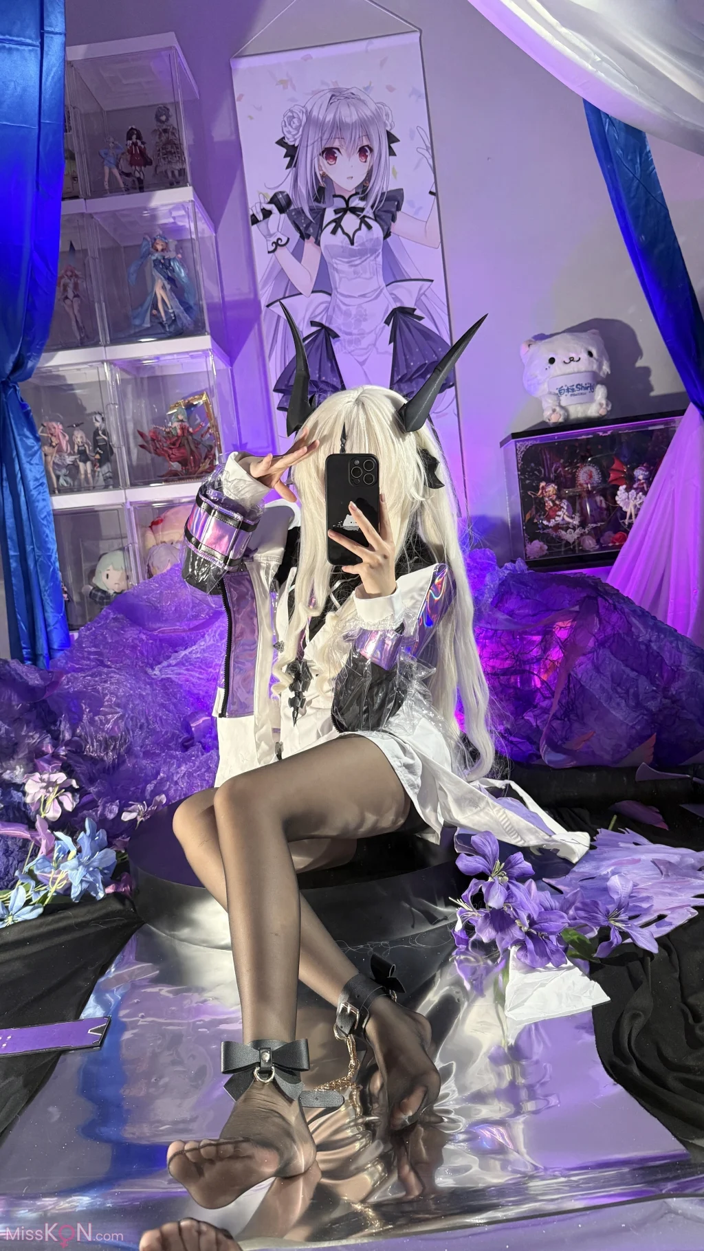 Coser@白栎Shirly: 死芒 (148 photos + 25 videos)