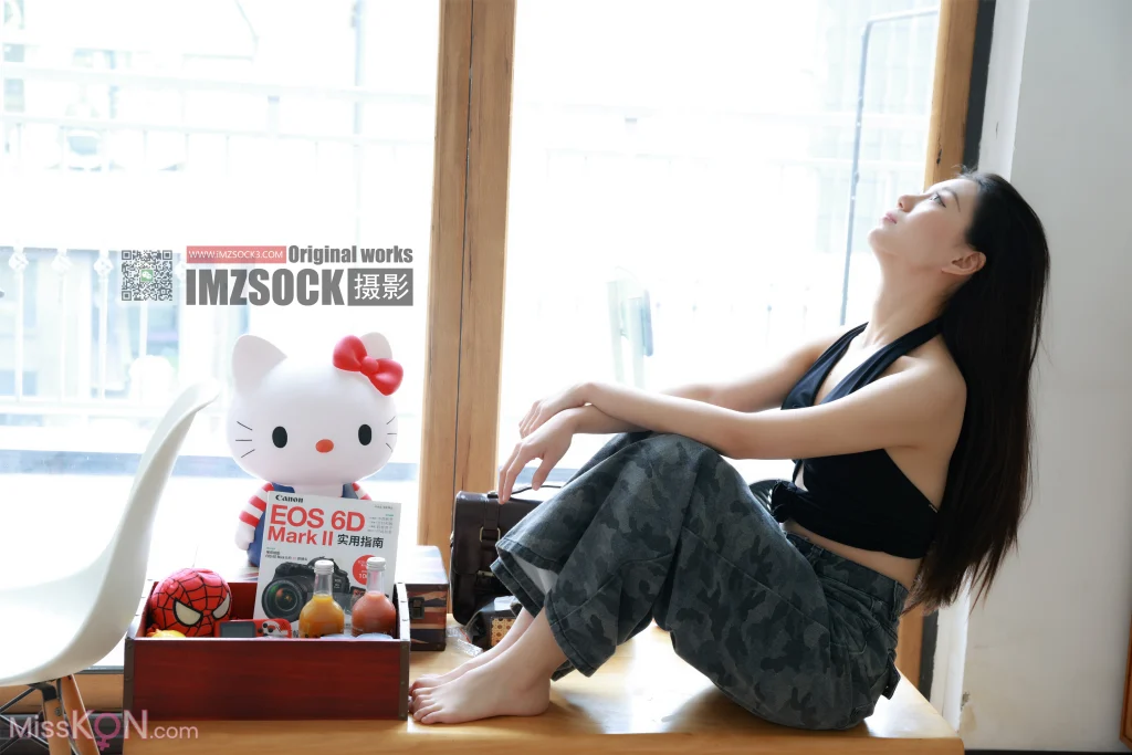 [MZSOCK爱美足] No.376: 晨晨 (80 photos) – Page 2