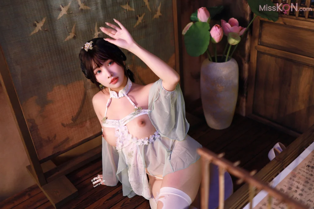 Coser@慕慕Momo: 醫心素問 (8K Ver.) (40 photos + 1 video)