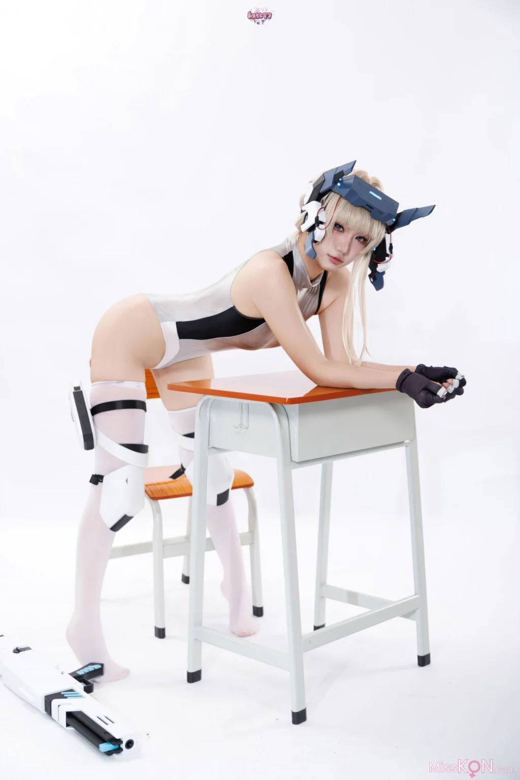 Coser@柒柒要乖哦: 蔚蓝档案 飞鸟马时 竞泳 (64 photos)