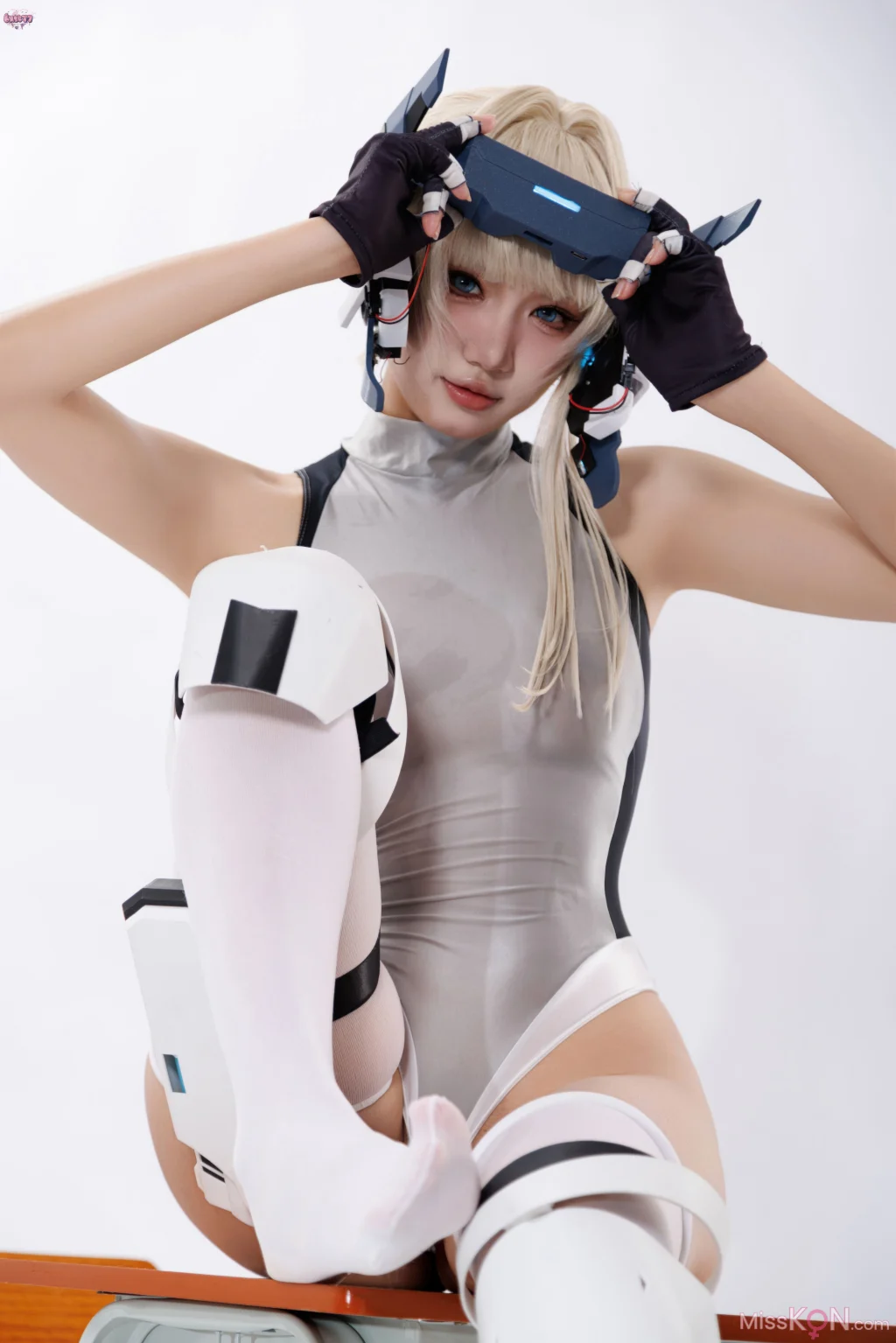Coser@柒柒要乖哦: 蔚蓝档案 飞鸟马时 竞泳 (64 photos)