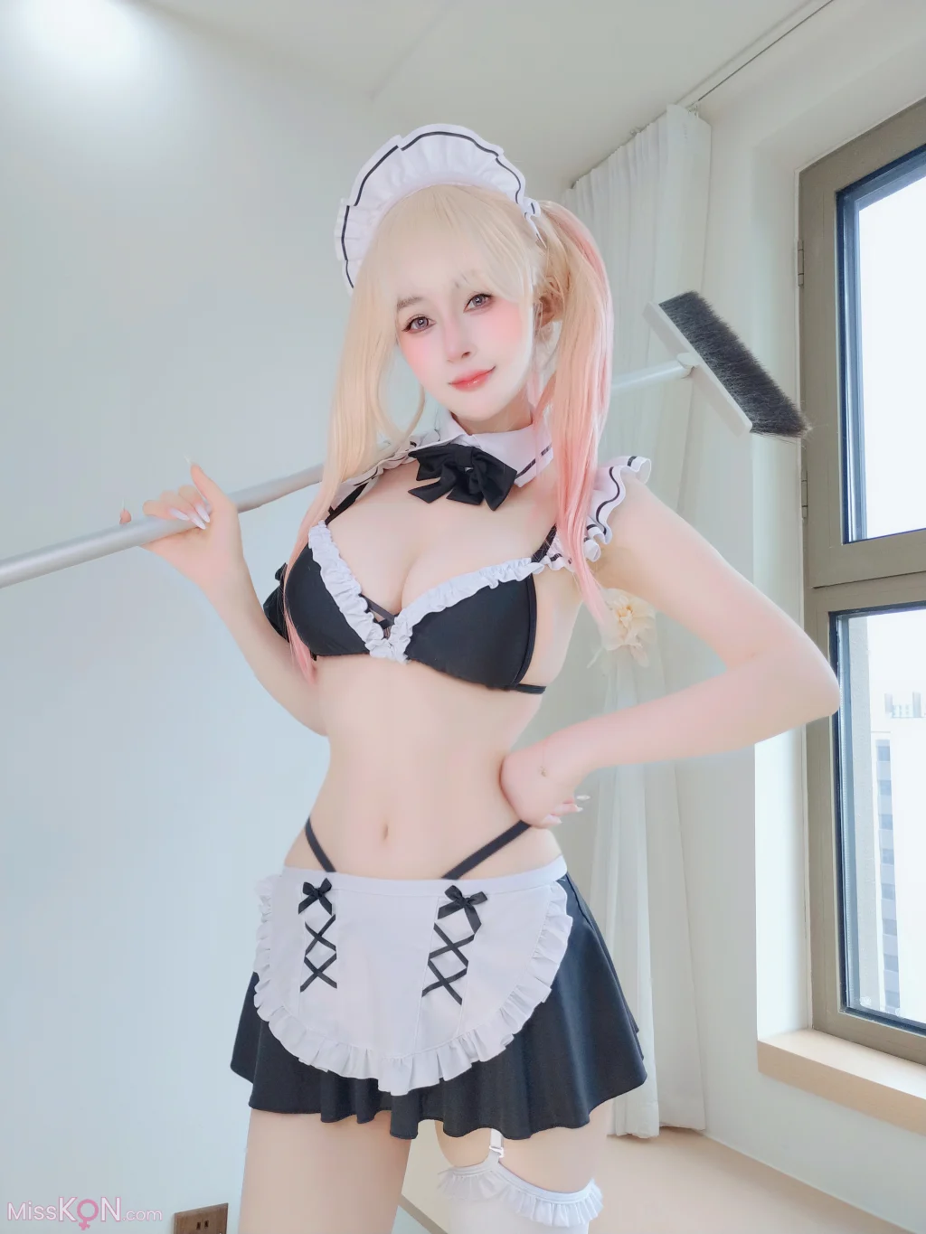 Coser@白银81: 2025年12月会员合集（15套） (144 photos + 1 video)