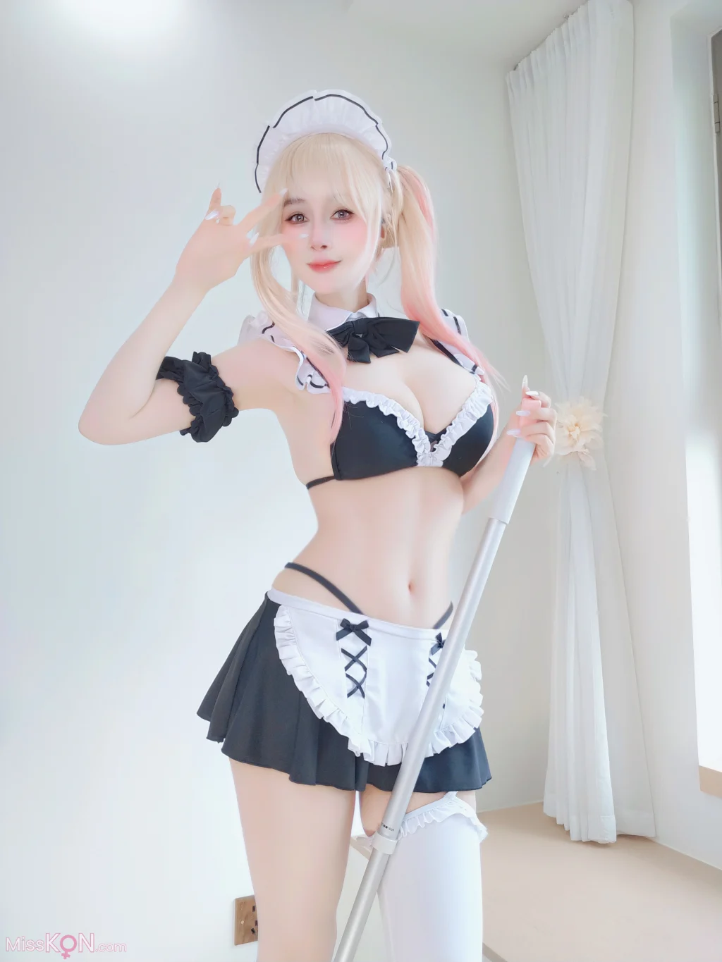 Coser@白银81: 2025年12月会员合集（15套） (144 photos + 1 video)