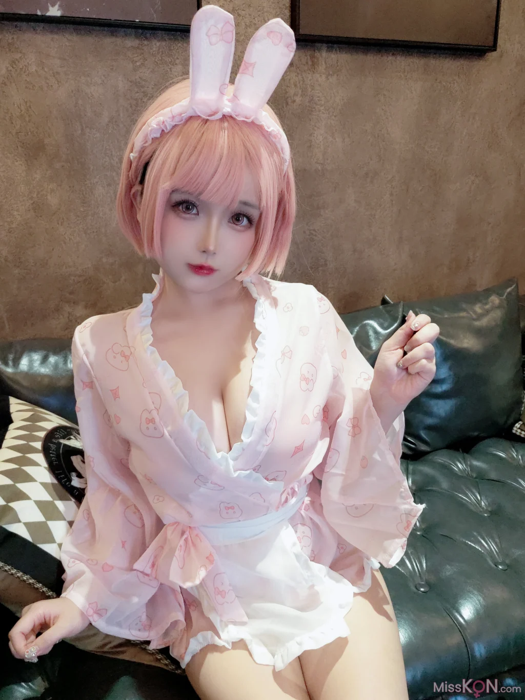 Coser@日奈娇: 粉兔子 (34 photos)