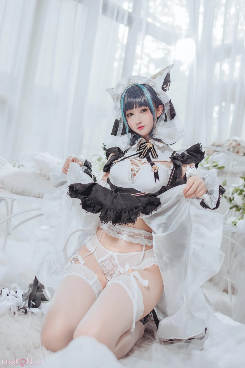 Coser@羽生三未: 碧蓝航线 柴郡 (35 photos)