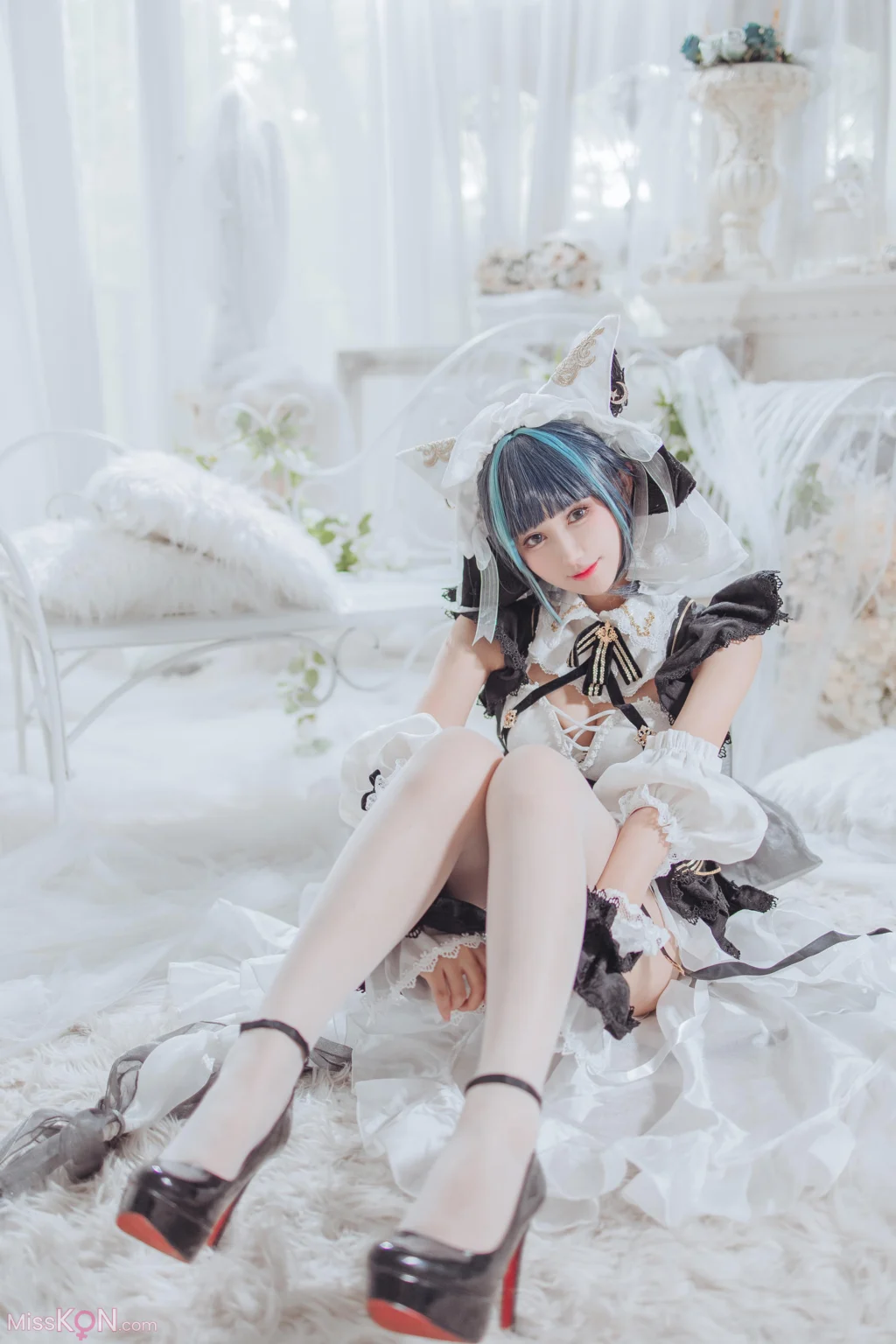 Coser@羽生三未: 碧蓝航线 柴郡 (35 photos)