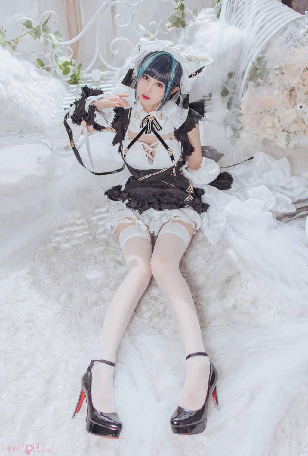 Coser@羽生三未: 碧蓝航线 柴郡 (35 photos)