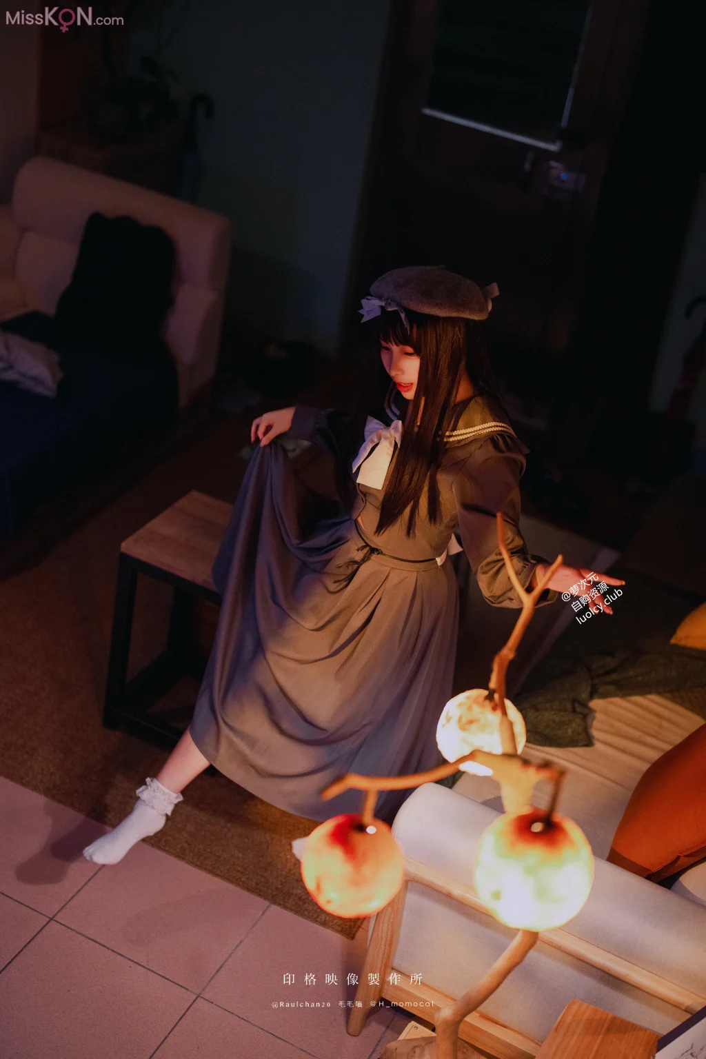 Coser@慕慕Momo: 着せ恋 Marin 海夢+Escapism ▪︎ 逃避現實 (8K Ver.) (61 photos + 2 videos)