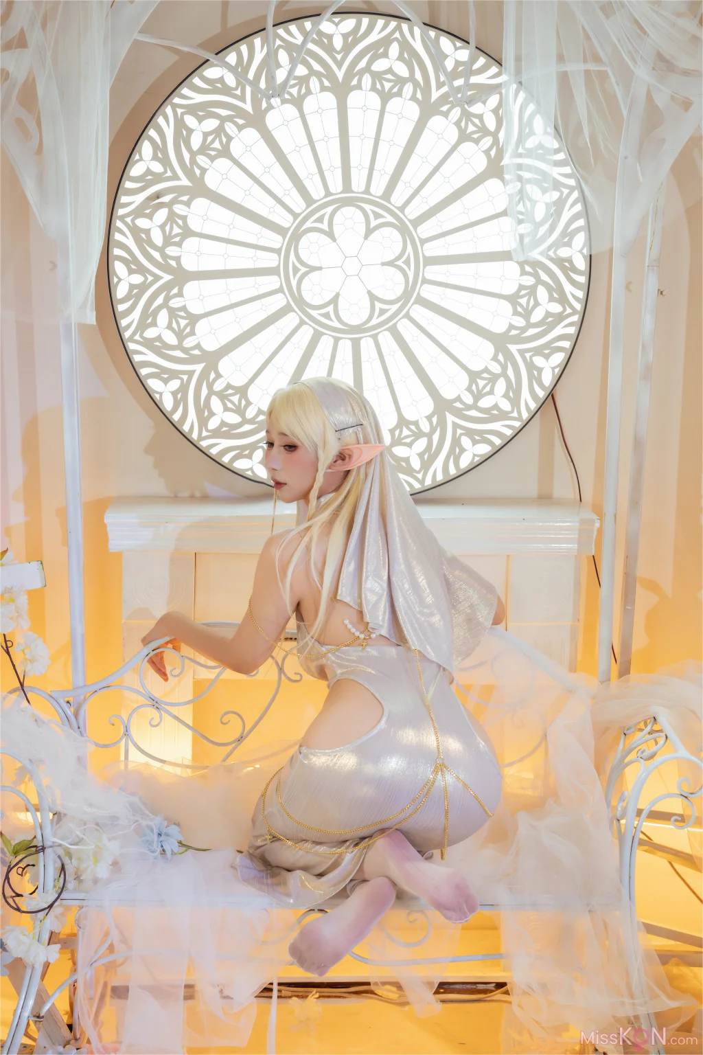 Coser@云溪溪 (Yunx1x1) & 奶桃桃: 光之语 (80 photos + 1 video)