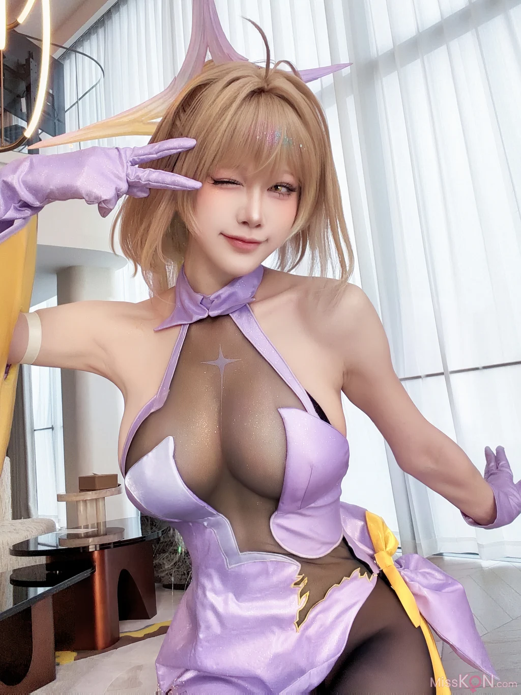 Coser@水淼Aqua: Nikke胜利女神 阿妮斯·超级巨星·星光-自拍 (21 photos)