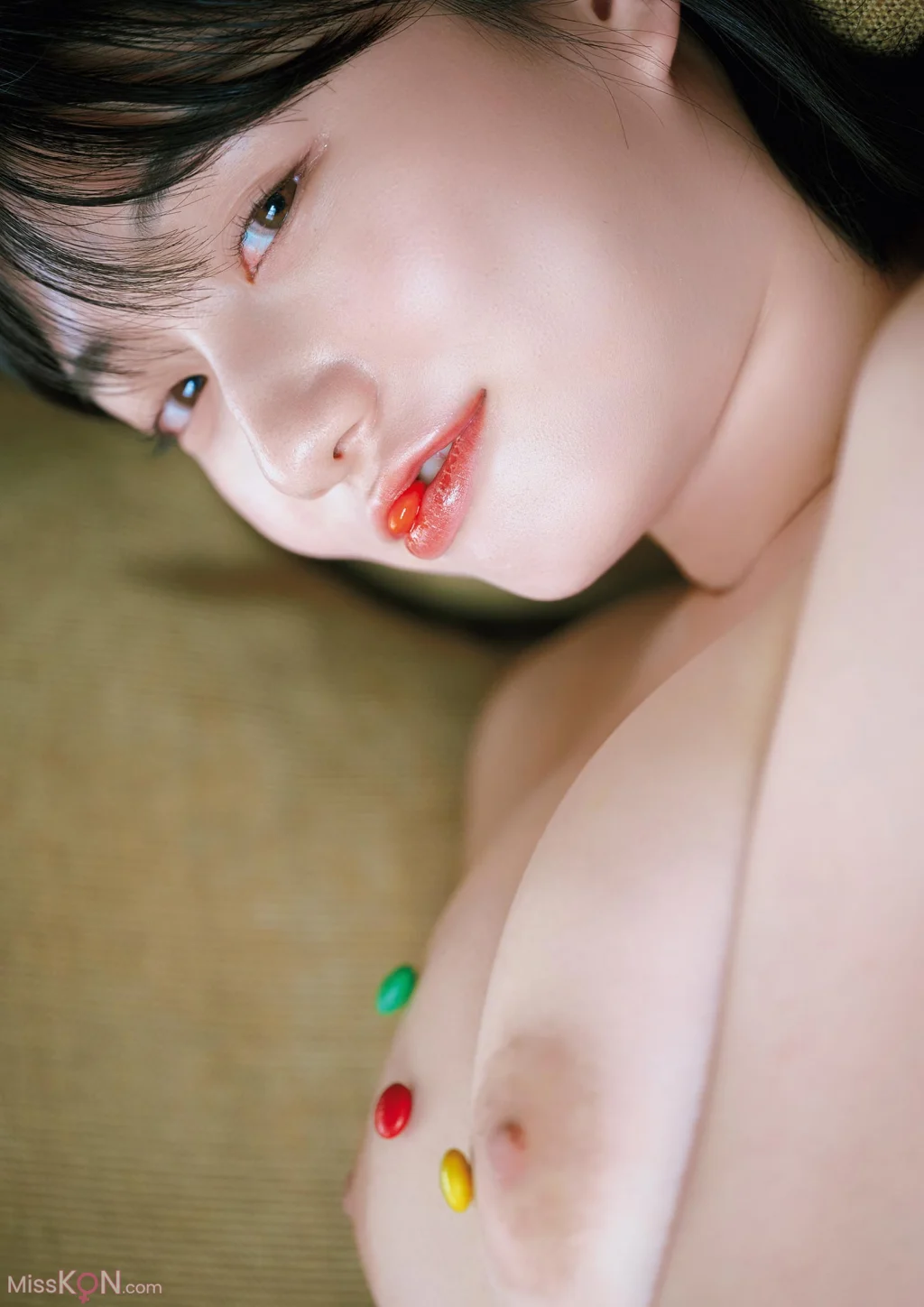 [JP] Kanna Seto (瀬戸環奈): 【電子版限定30ページ増】 1st写真集 Emerald (147 photos) – Page 3