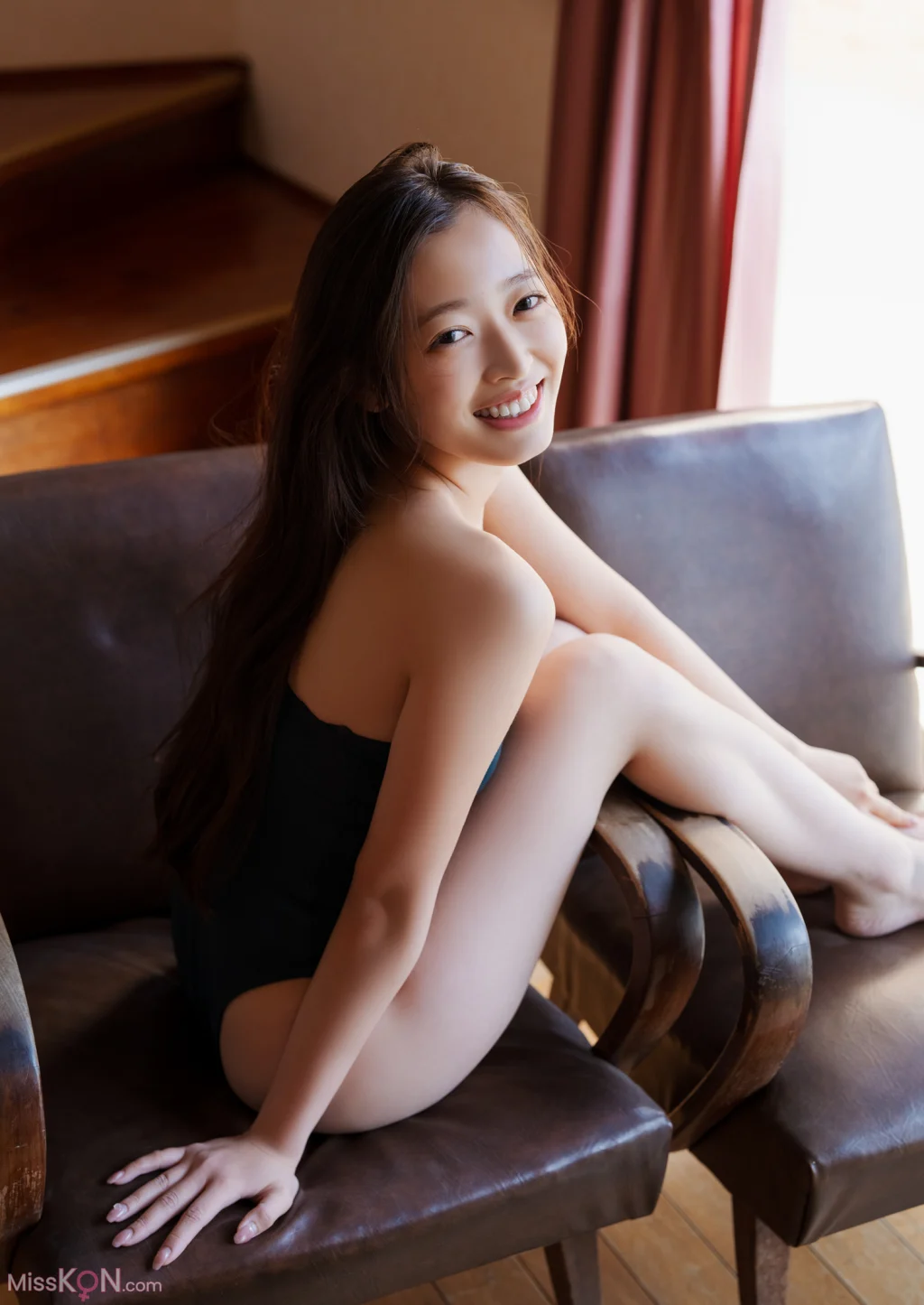 [JP] Kuroe Koharu (黒江こはる): 【デジタル限定 YJ PHOTO BOOK】写真集「笑顔も、ときめきも、全部こはるん」 (59 photos) – Page 2