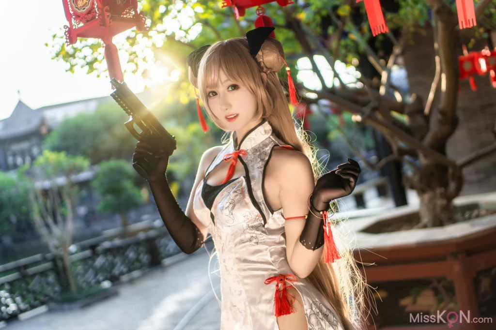 Coser@羽生三未: 少女前线 Mk23 蜂糖花 (18 photos) – Page 2
