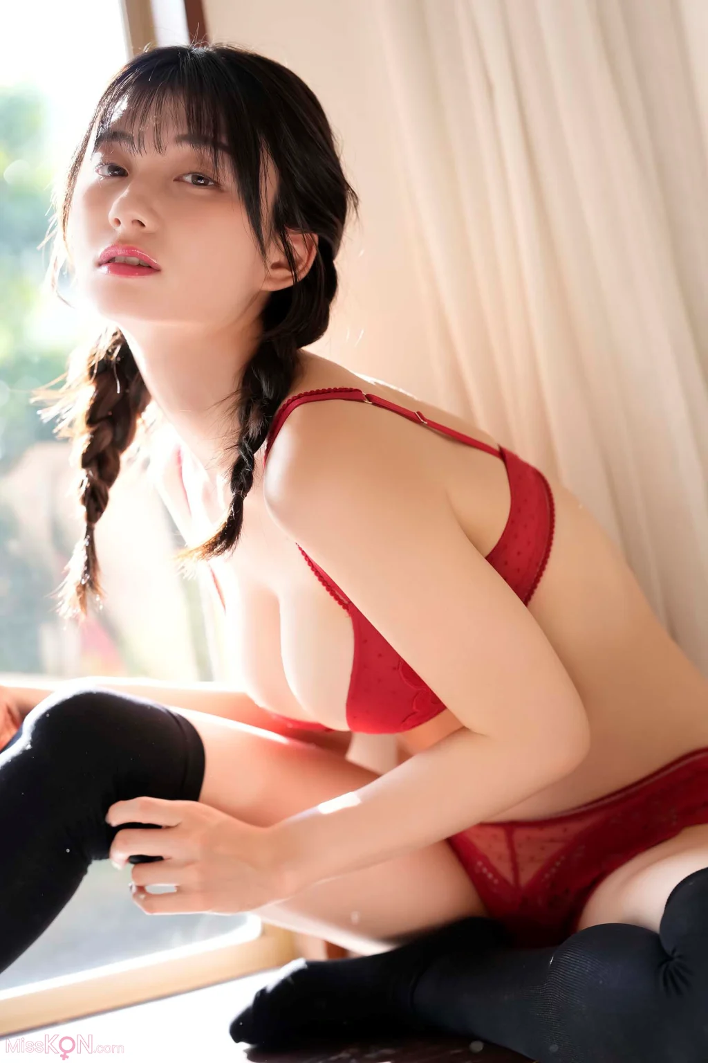 [JP] Kanna Seto (瀬戸環奈): デジタル写真集 昼下がりの甘味刻 (42 photos) – Page 2