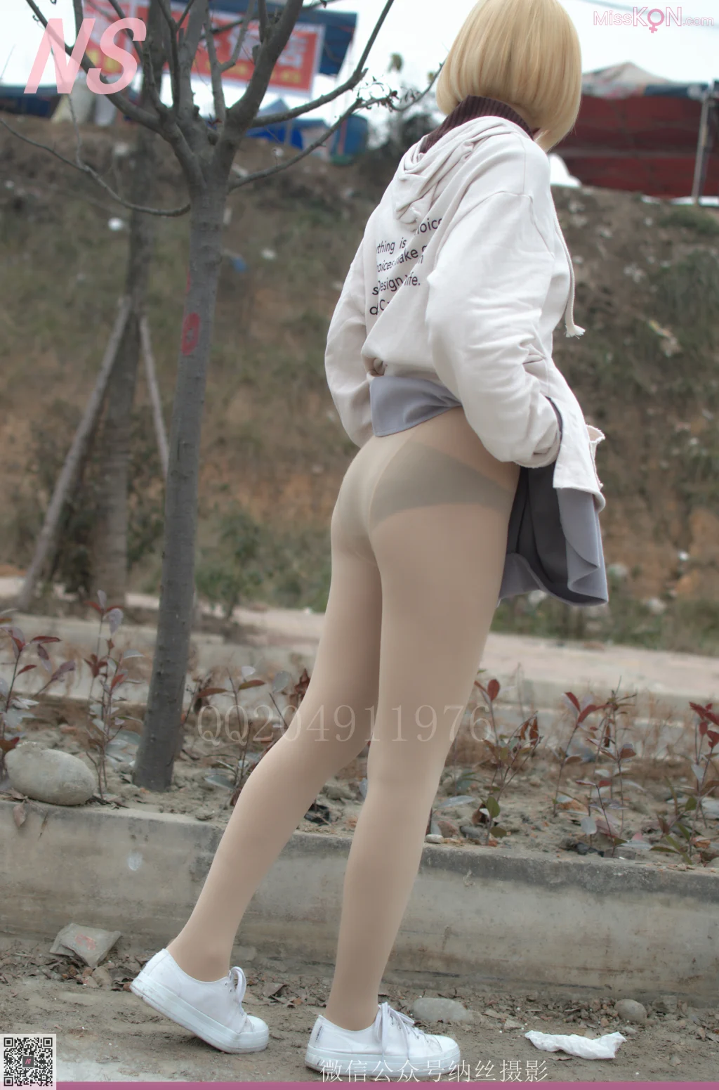 [NS纳丝摄影] No.054: 青青 室外厚肉丝美臀 (47 photos + 1 video)