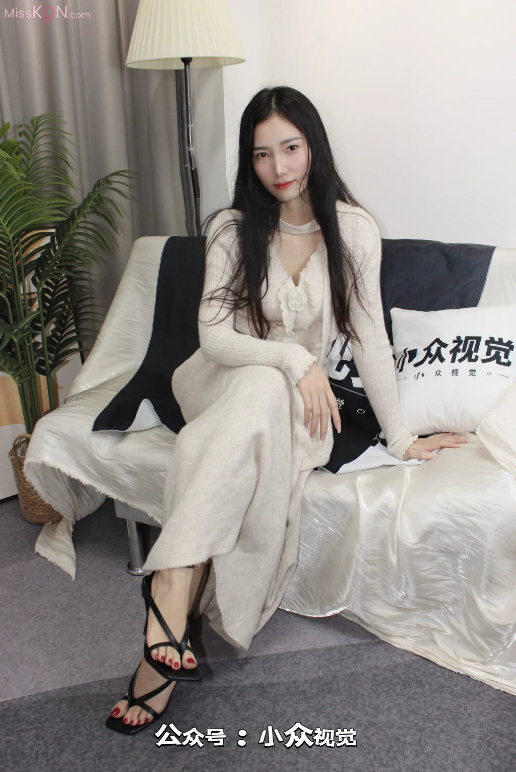 [小众视觉] No.032: 思姐 (111 photos + 1 video)