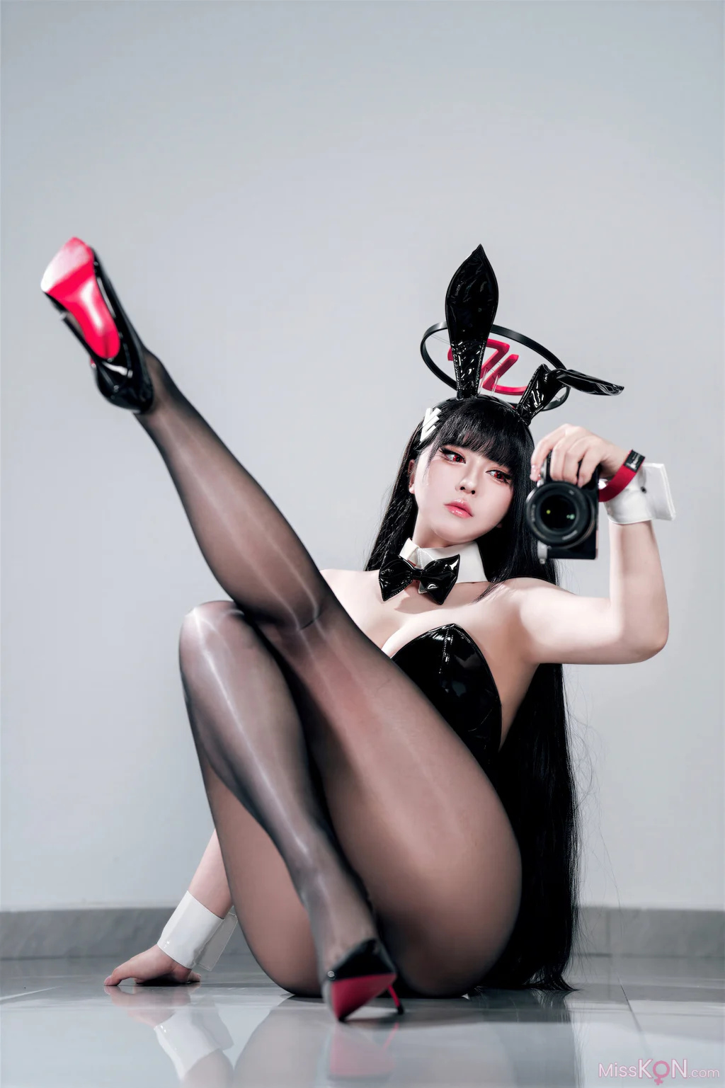 Coser@半半子: 蔚蓝档案 调月莉音兔女郎 (57 photos + 6 videos) – Page 2