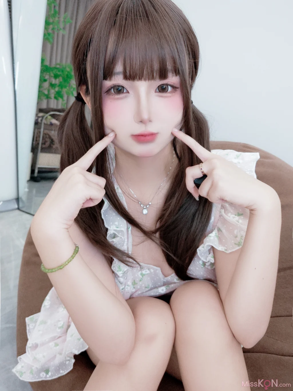 Coser@日奈娇: 小围裙 (25 photos + 1 video) – Page 2