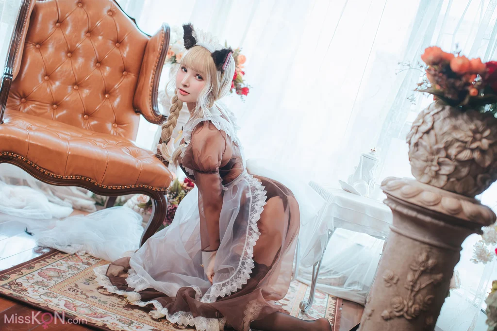 Coser@羽生三未 & 一千只猫薄荷: 透明女仆 (32 photos)