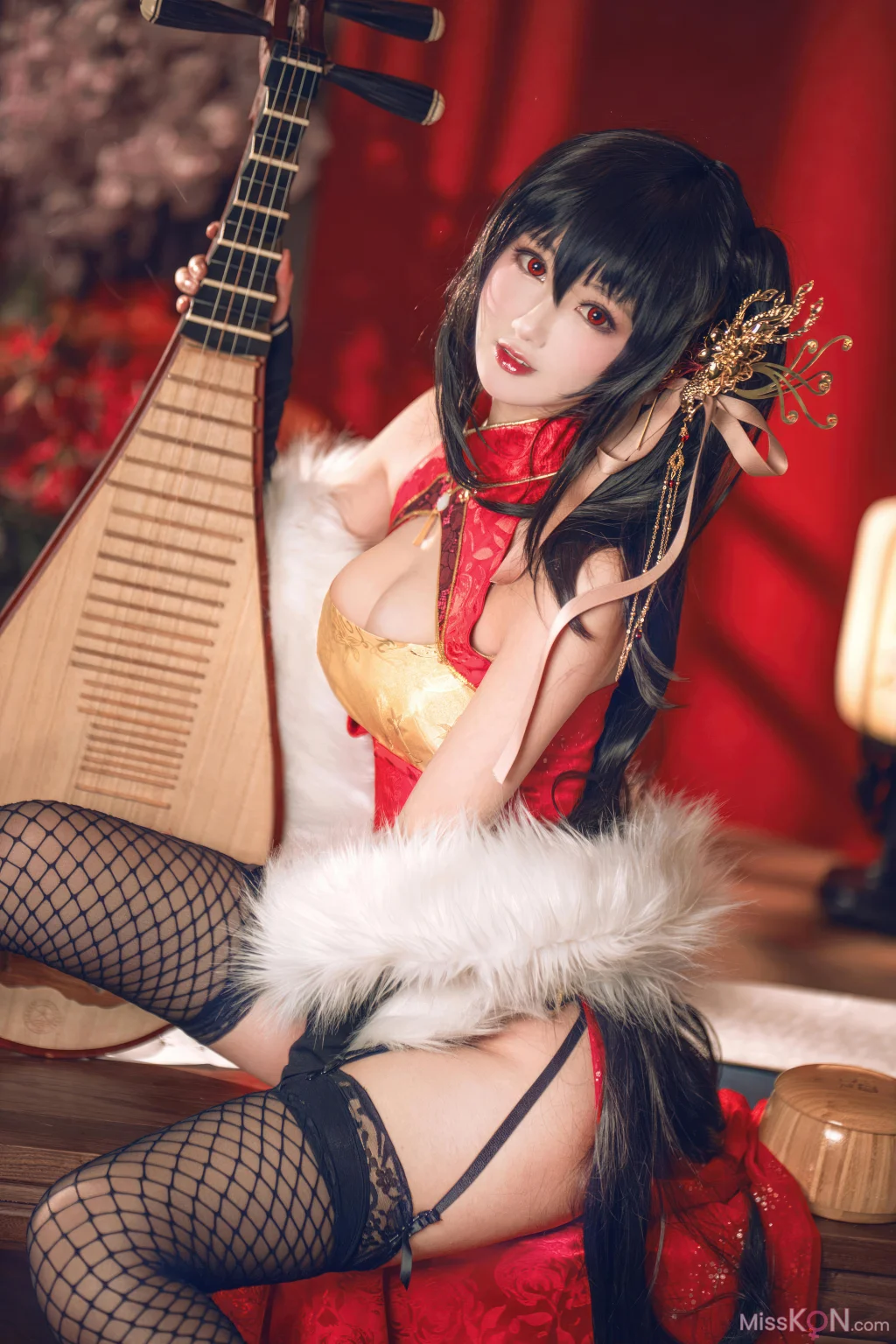 Coser@羽生三未: 碧蓝航线 大凤旗袍 (21 photos)