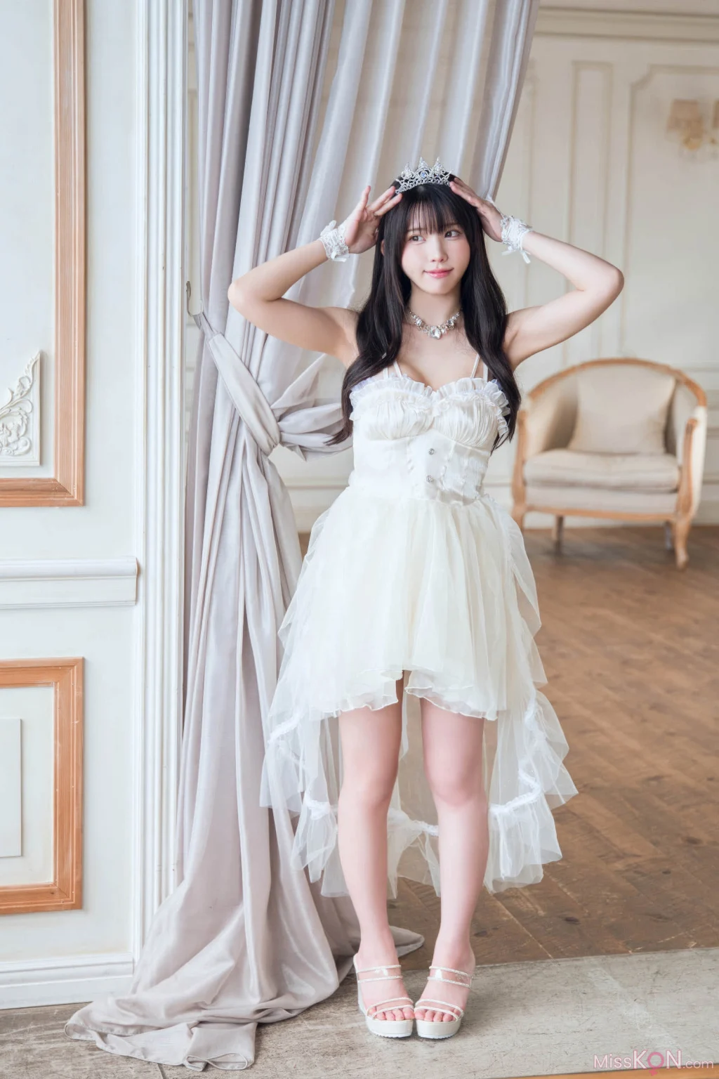 [JP] Enako (えなこ): 漫画アクションデジタル写真集 「姫様の秘め事」 (52 photos)