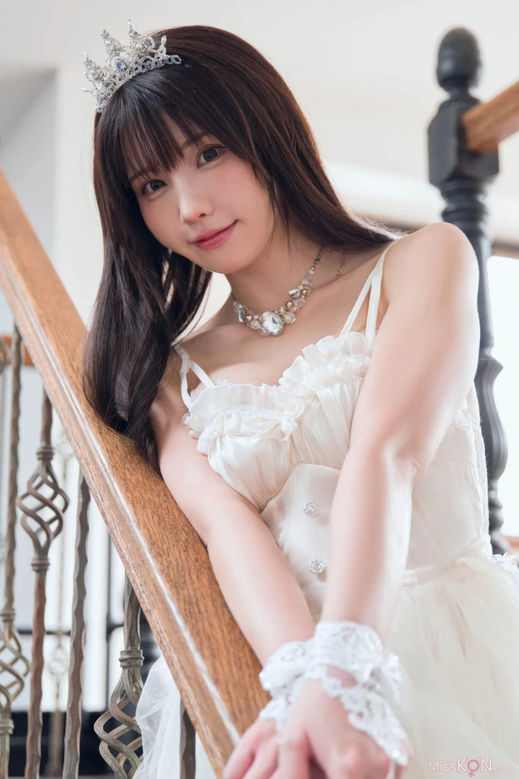 [JP] Enako (えなこ): 漫画アクションデジタル写真集 「姫様の秘め事」 (52 photos)