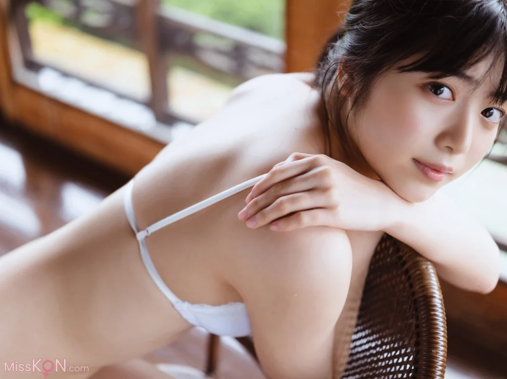 [JP] Rio Yoshida (吉田莉桜): Platinum FLASHデジタル写真集 移ろいゆくは、花の如し (96 photos) – Page 2
