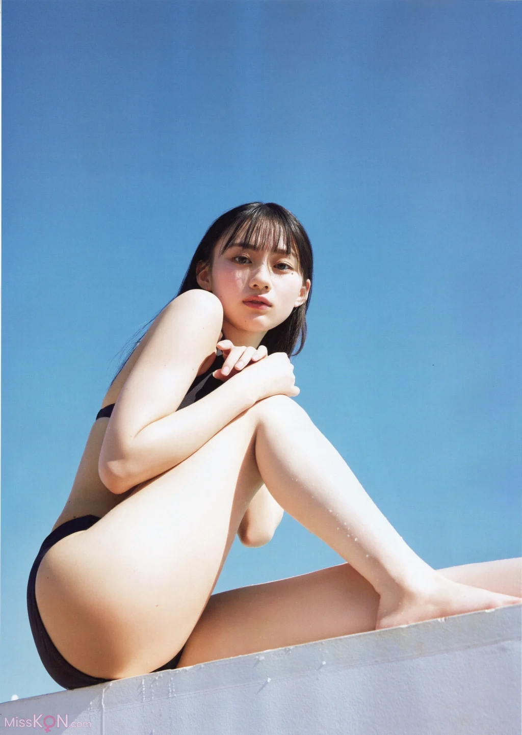 [JP] Nagi Inoue (井上和): 乃木坂46川﨑桜 1st写真集『エチュード』 (159 photos) – Page 2