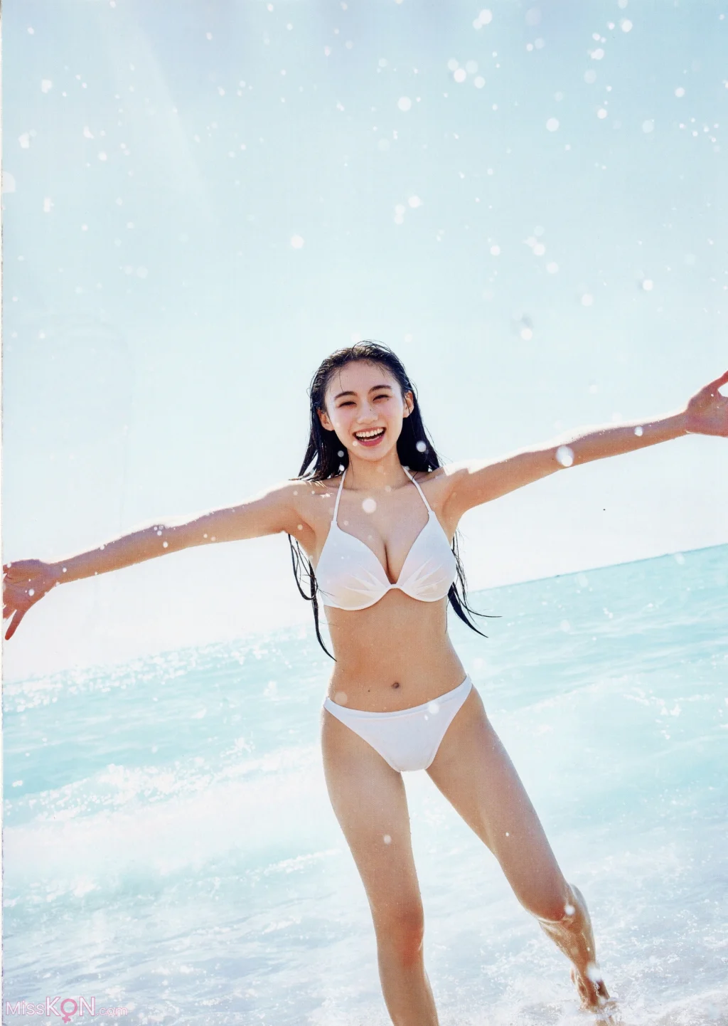 [JP] Nagi Inoue (井上和): 乃木坂46川﨑桜 1st写真集『エチュード』 (159 photos) – Page 3