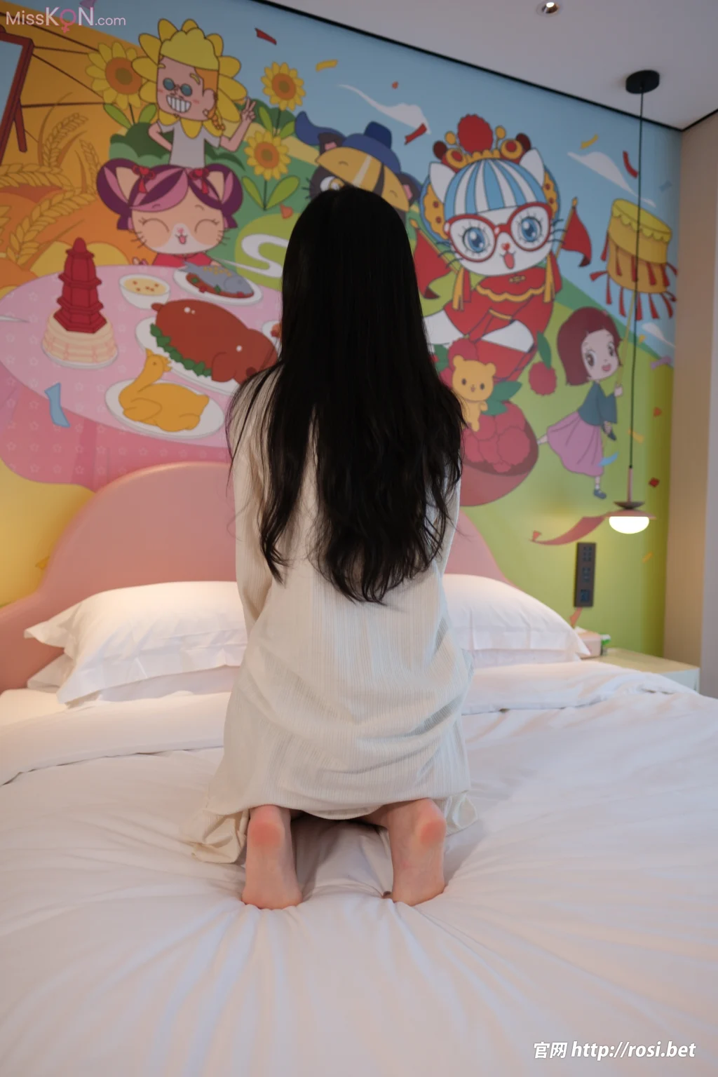 [ROSI写真] 2026.05.13 No.5273 (73 photos)